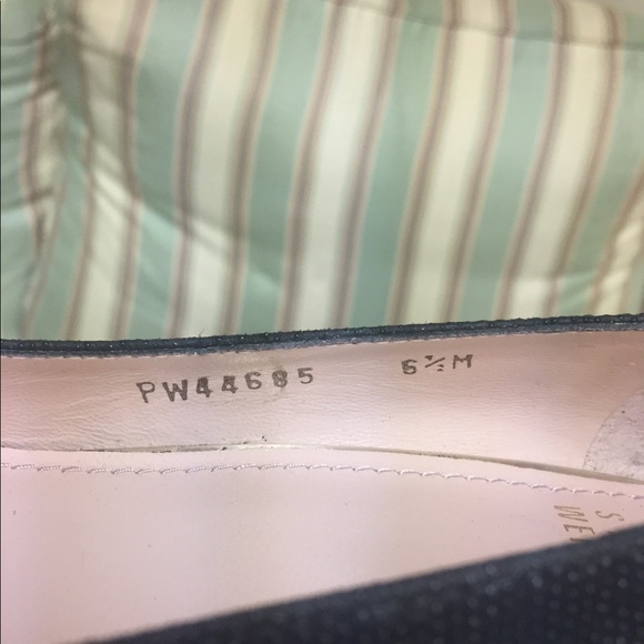 Stuart Weitzman Low Heeled Wedges. - Picture 6 of 8